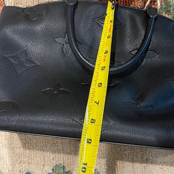 Stylish good quality well made pre-owned leather bag purse black,  made in China - Picture 8 of 13